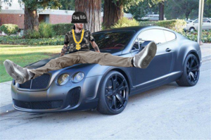 an idiot on his idiot car