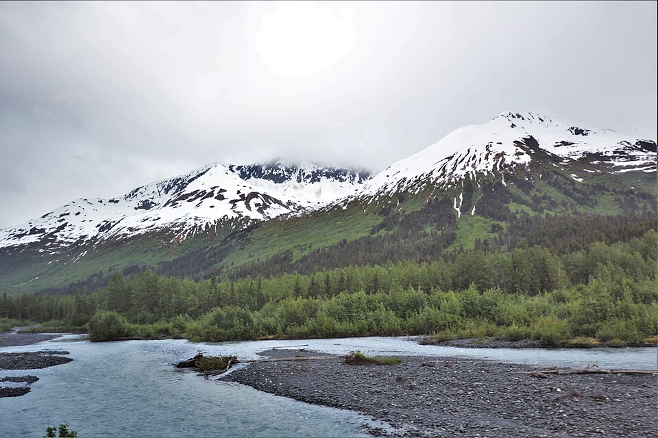 960px-Trail_Creek_%28Alaska%29_ENBLA06.jpg