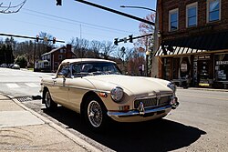 MG B in Mars Hill, North Carolina.jpg