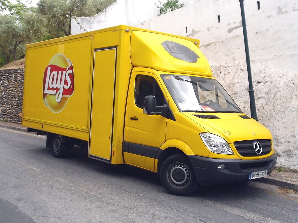 File:Lay's 9455HCT truck 20150521.jpg