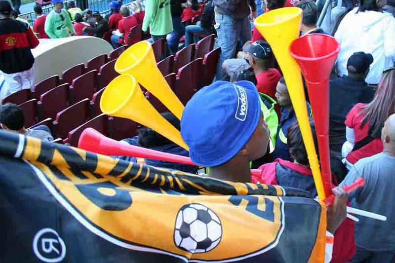 File:Vuvuzela10.jpg