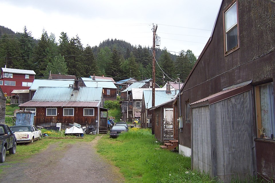 960px-Hoonah_Streetview.JPG