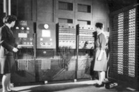 File:Two women operating ENIAC.jpg