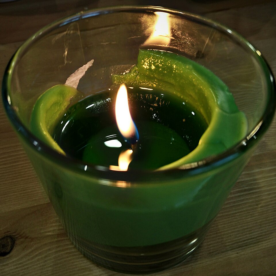File:Scented candle.jpg