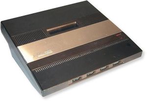 An actual working Atari 5200, man, it's sexy, isn't it?