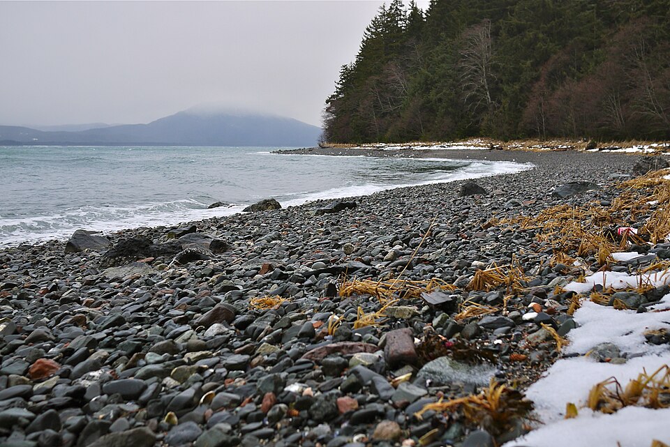 960px-45_minute_beach_%286656155871%29.jpg